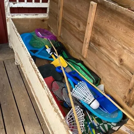 Villa Stor Familjegard I Bra Laege Finstrom